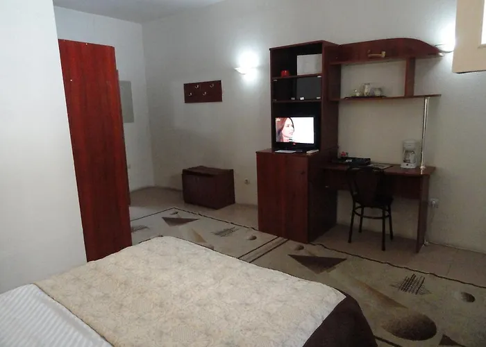 Хостел Miorita